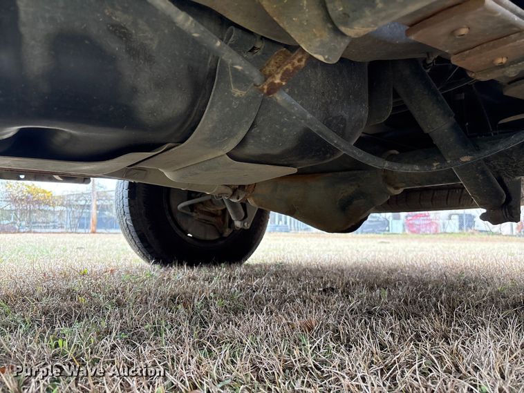 image for item EF1008 2014 Ford E150 van
