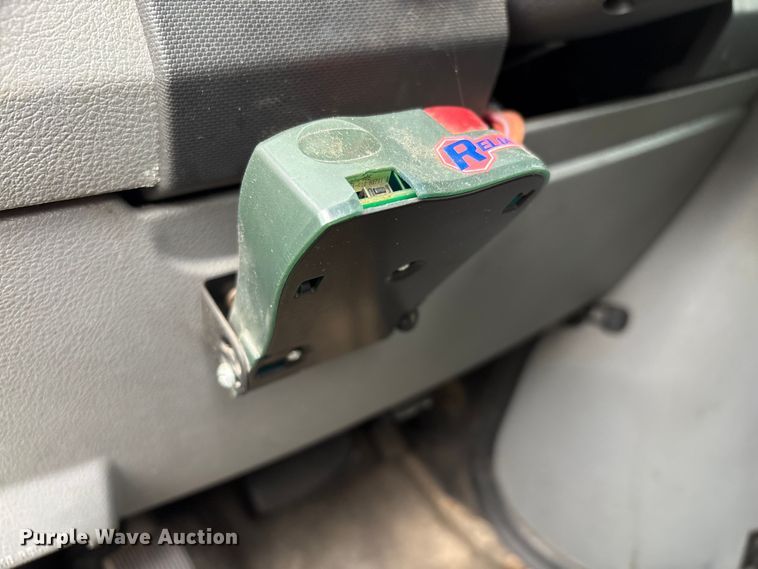 image for item EF1008 2014 Ford E150 van