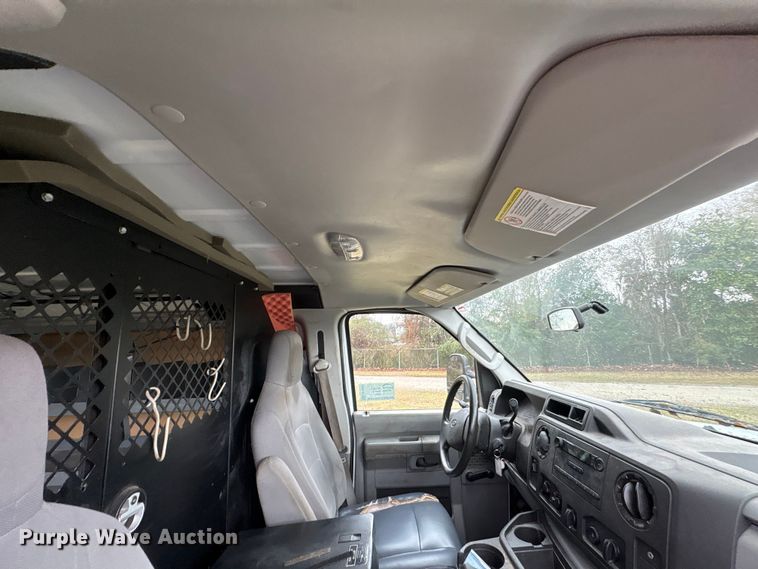 image for item EF1008 2014 Ford E150 van