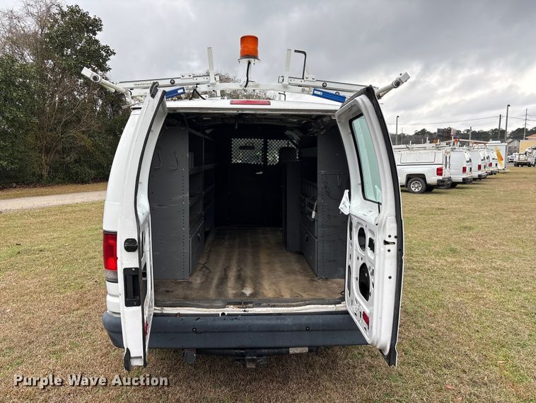 image for item EF1008 2014 Ford E150 van