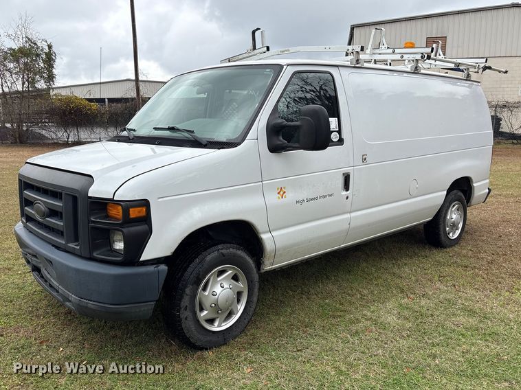 2014 Ford E150 van