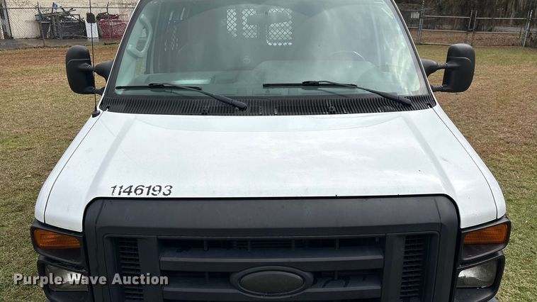 image for item EF1010 2014 Ford E150 van