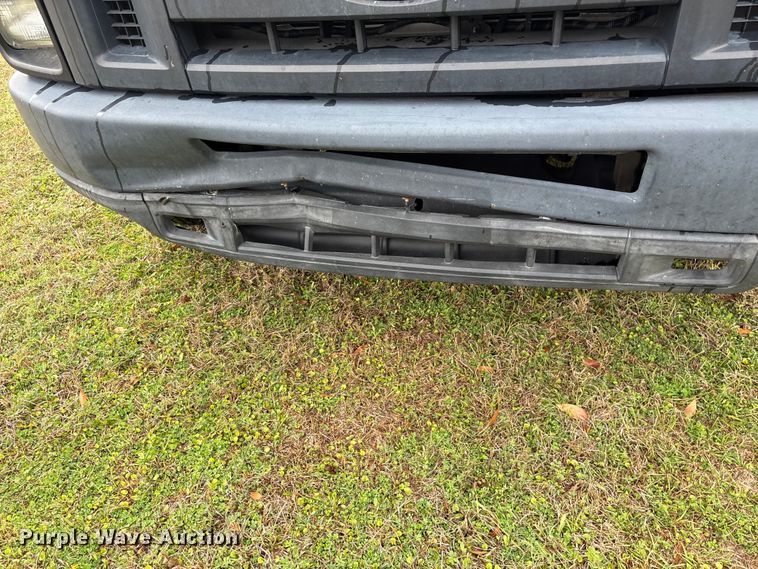 image for item EF1010 2014 Ford E150 van