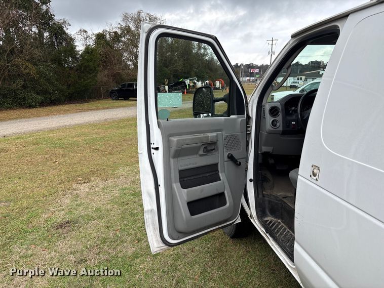 image for item EF1010 2014 Ford E150 van