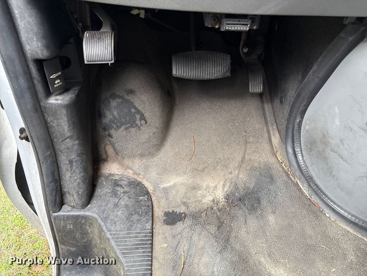 image for item EF1010 2014 Ford E150 van