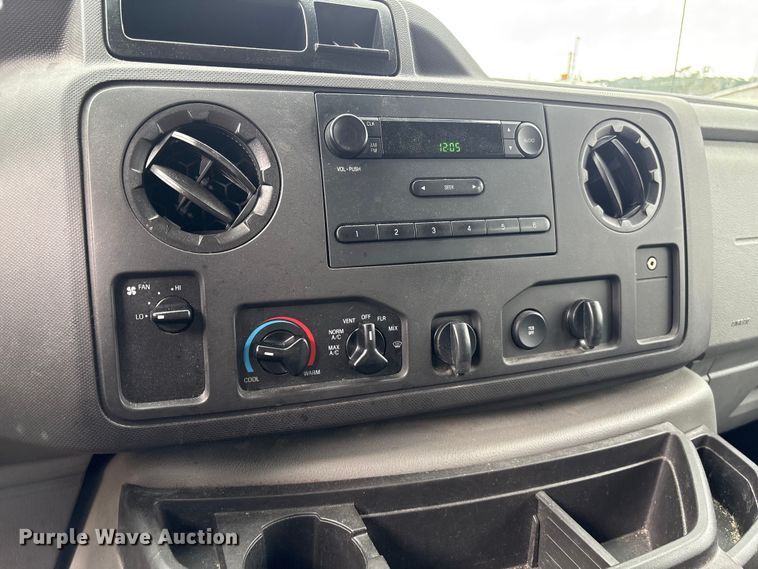 image for item EF1010 2014 Ford E150 van