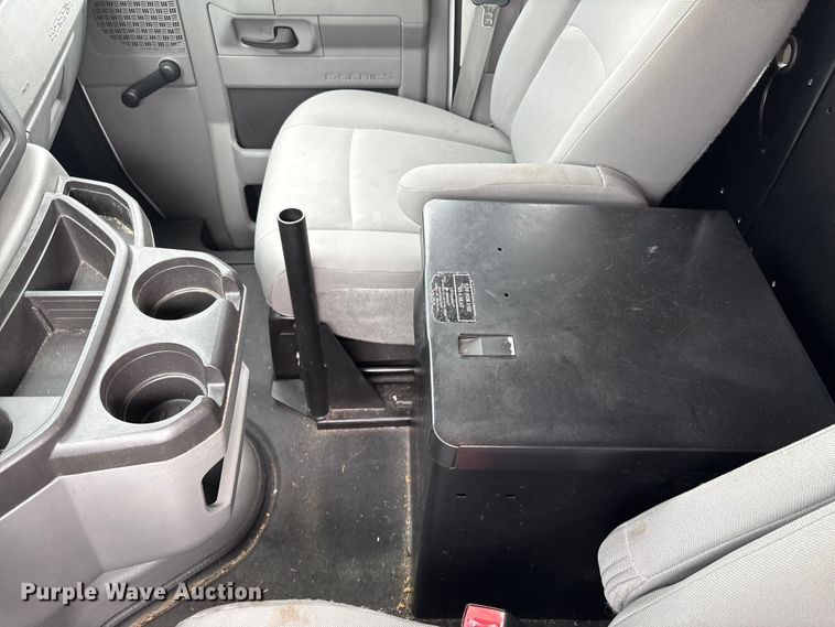 image for item EF1010 2014 Ford E150 van