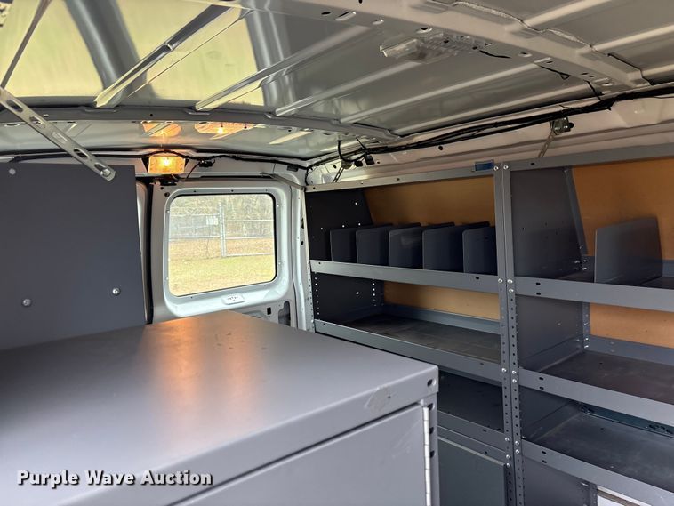 image for item EF1010 2014 Ford E150 van