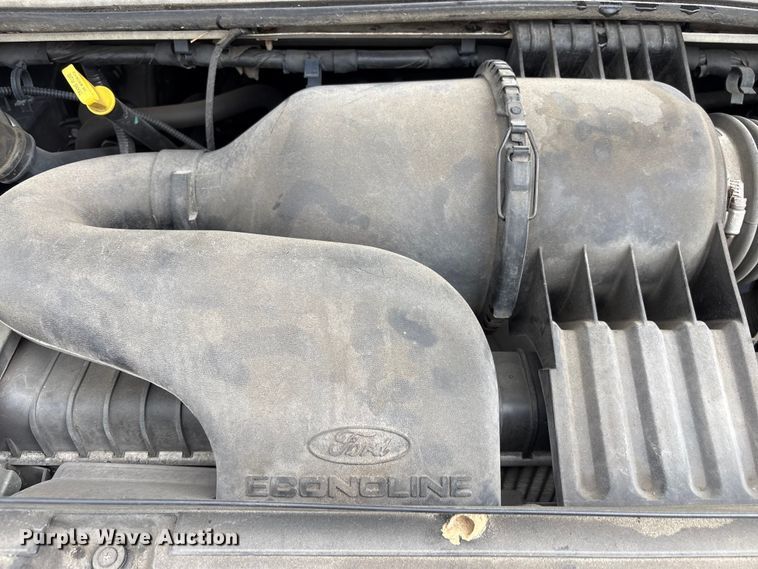 image for item EF1010 2014 Ford E150 van