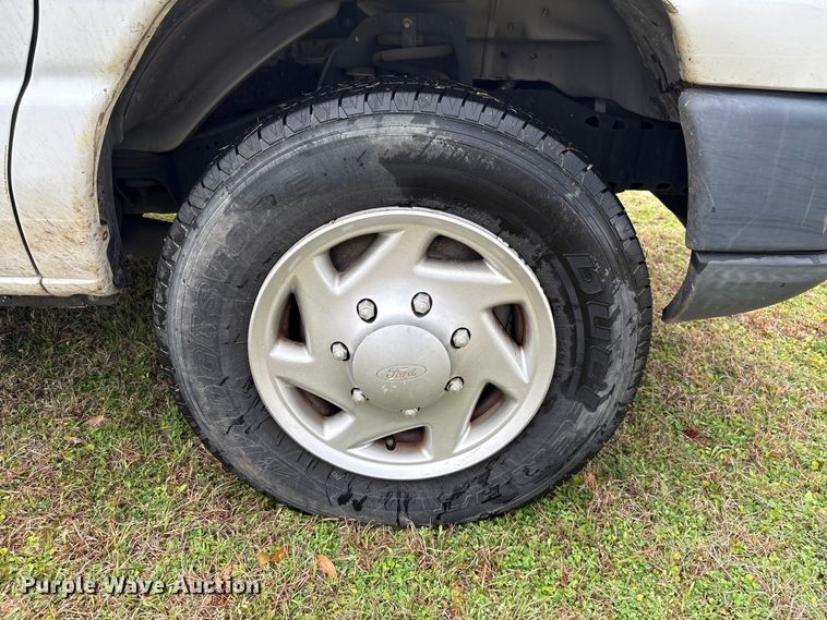 image for item EF1010 2014 Ford E150 van