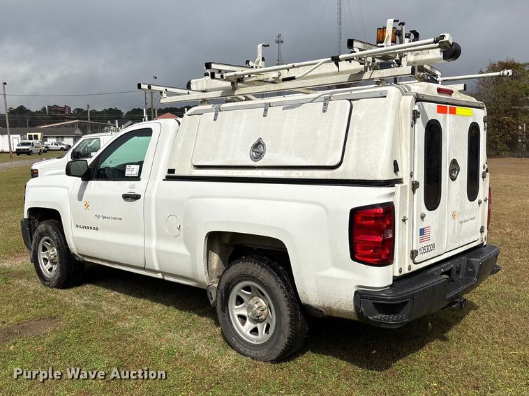 image for item EF1011 2015 Chevrolet Silverado 1500 pickup truck