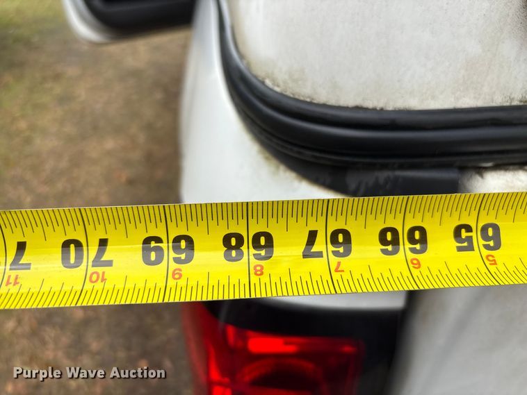 image for item EF1011 2015 Chevrolet Silverado 1500 pickup truck