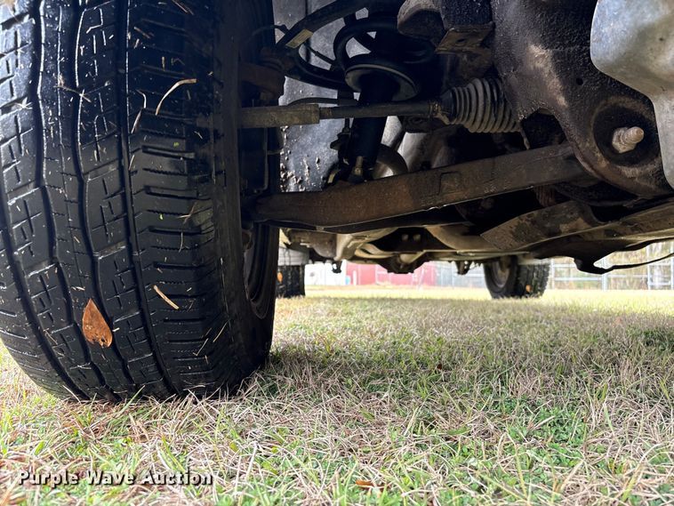 image for item EF1011 2015 Chevrolet Silverado 1500 pickup truck