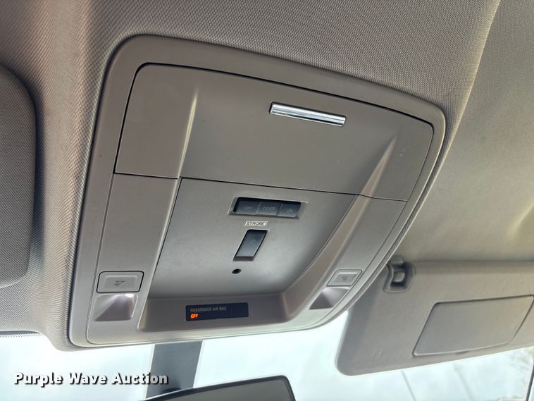 image for item EF1011 2015 Chevrolet Silverado 1500 pickup truck