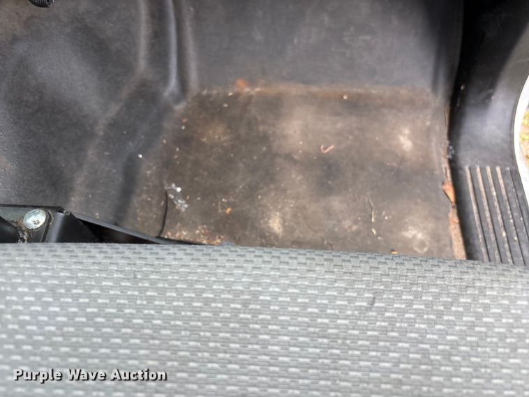 image for item EF1011 2015 Chevrolet Silverado 1500 pickup truck