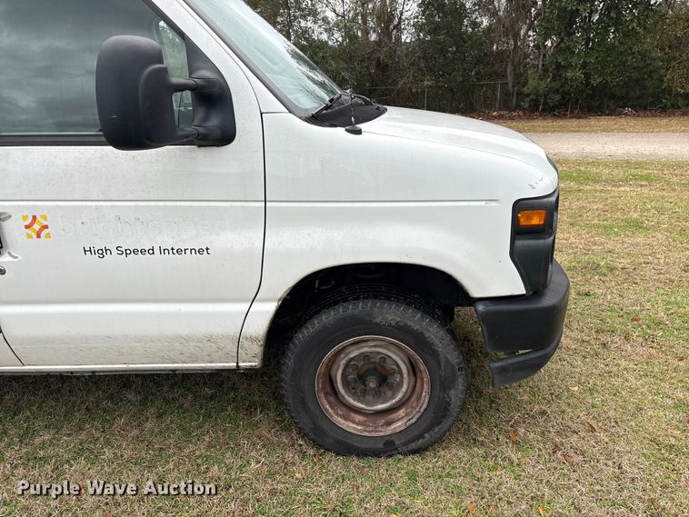 image for item EF1012 2014 Ford E150 van