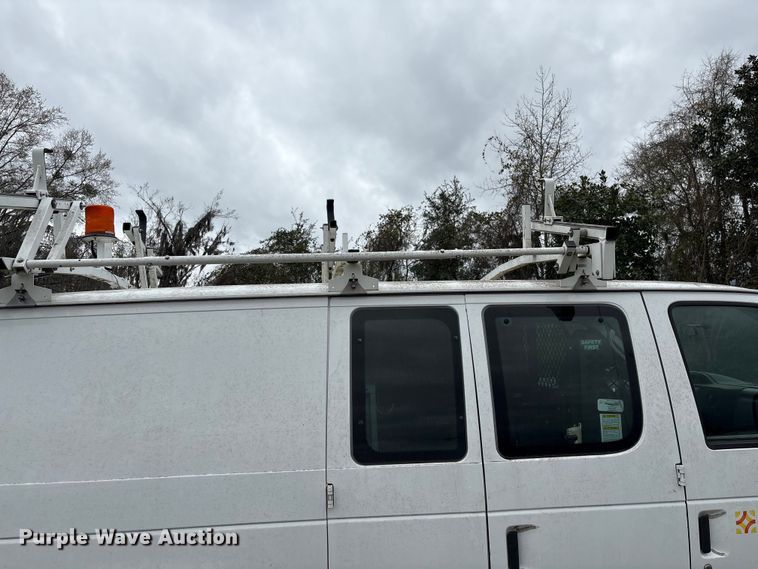 image for item EF1012 2014 Ford E150 van