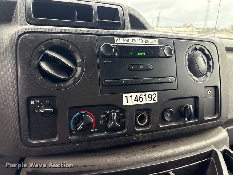 image for item EF1012 2014 Ford E150 van