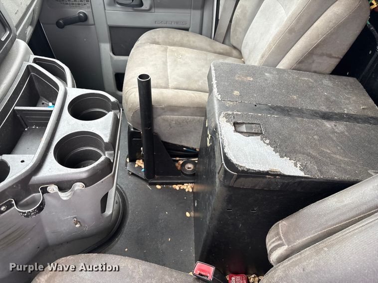 image for item EF1012 2014 Ford E150 van