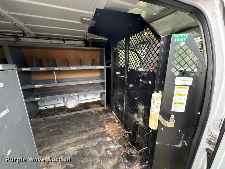 image for item EF1012 2014 Ford E150 van
