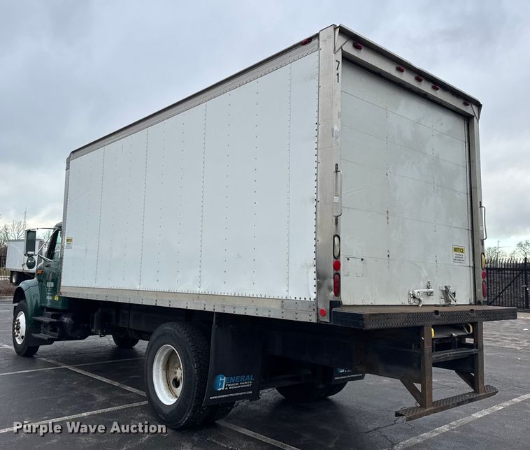 image for item EF2299 2002 International 4700 box truck