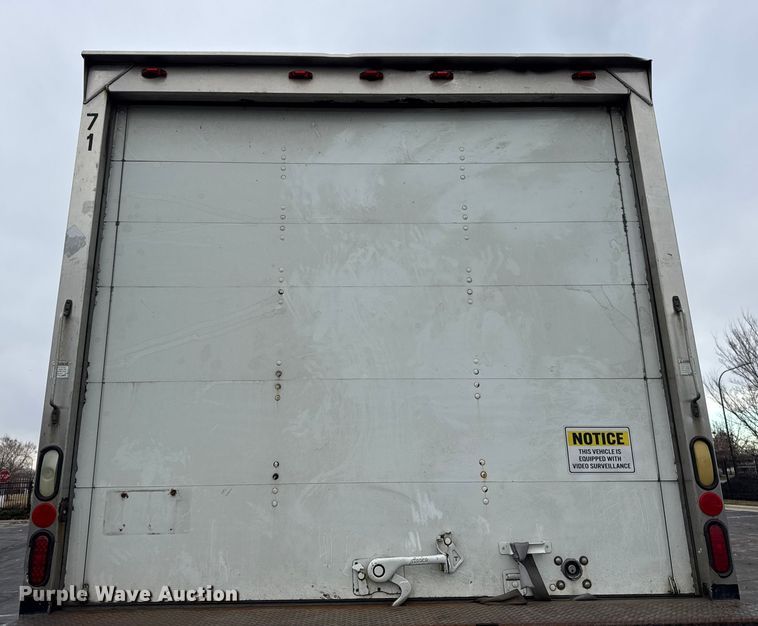 image for item EF2299 2002 International 4700 box truck