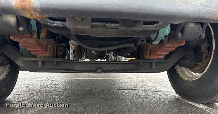 image for item EF2299 2002 International 4700 box truck