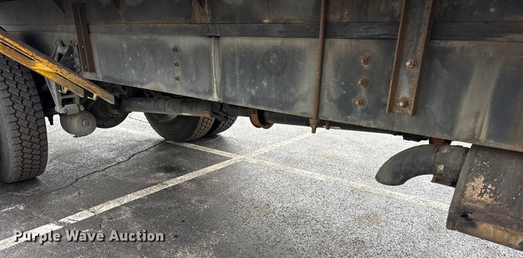 image for item EF2299 2002 International 4700 box truck