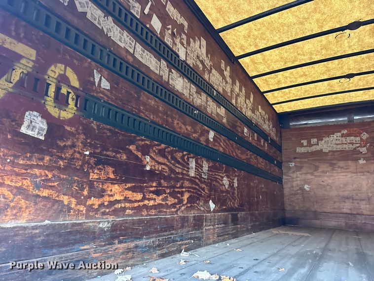 image for item EF2301 2002 International 4700 box truck