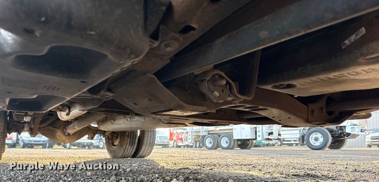 image for item EG1912 2013 Chevrolet Silverado 3500HD flatbed pickup truck