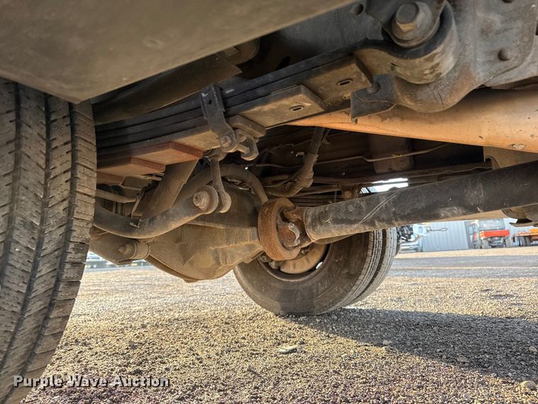 image for item EG1912 2013 Chevrolet Silverado 3500HD flatbed pickup truck