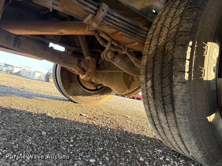 image for item EG1912 2013 Chevrolet Silverado 3500HD flatbed pickup truck