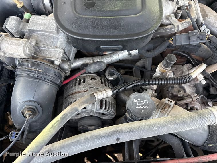 image for item EG1912 2013 Chevrolet Silverado 3500HD flatbed pickup truck