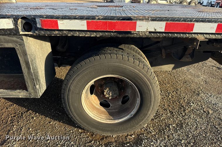 image for item EG1912 2013 Chevrolet Silverado 3500HD flatbed pickup truck