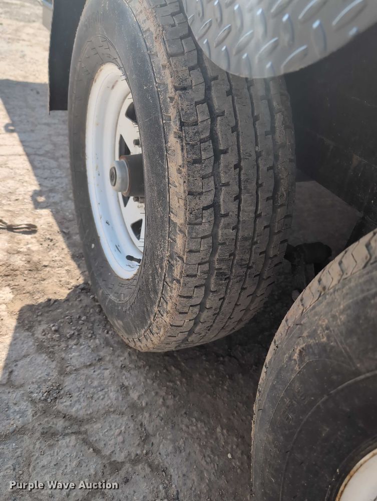 image for item EG2752 2015 Carry-On utility trailer