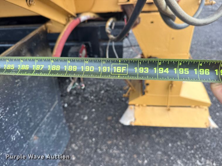 image for item EG8838 1995 Ford LT8000 applicator truck