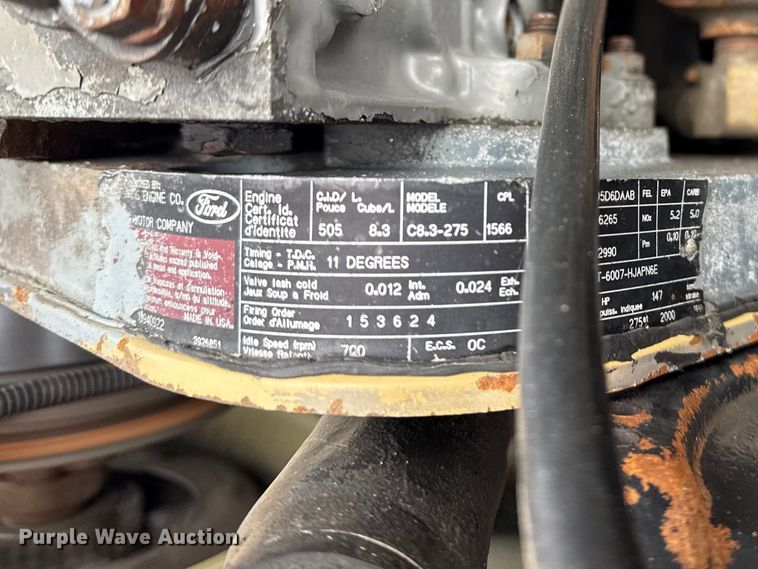 image for item EG8838 1995 Ford LT8000 applicator truck