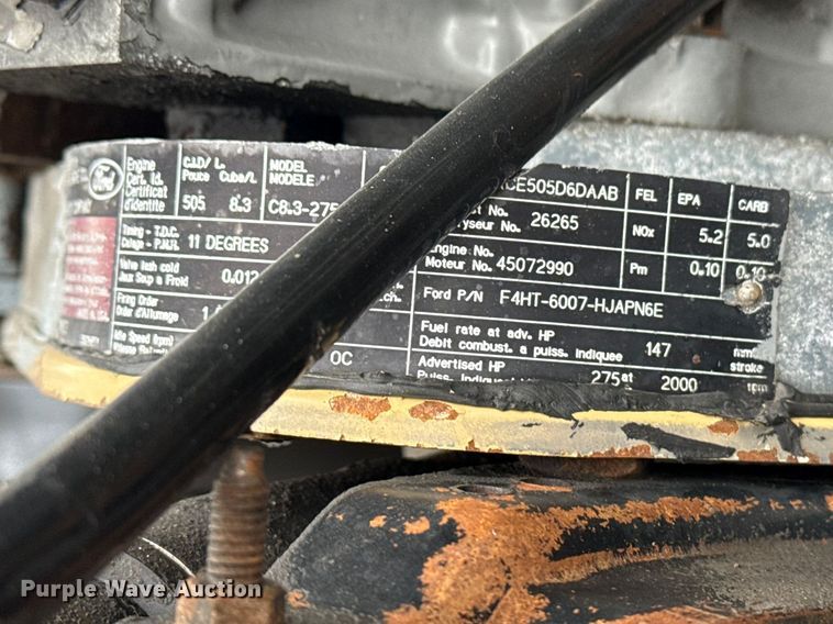 image for item EG8838 1995 Ford LT8000 applicator truck