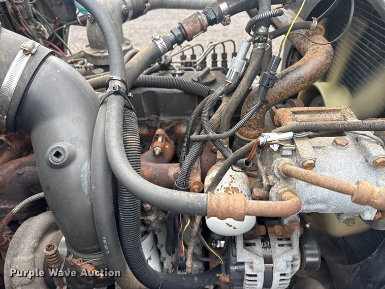 image for item EG8838 1995 Ford LT8000 applicator truck