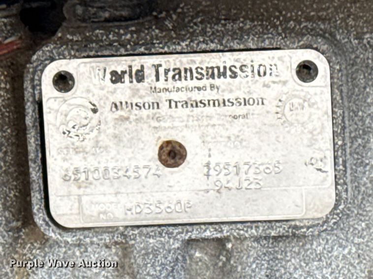 image for item EG8838 1995 Ford LT8000 applicator truck