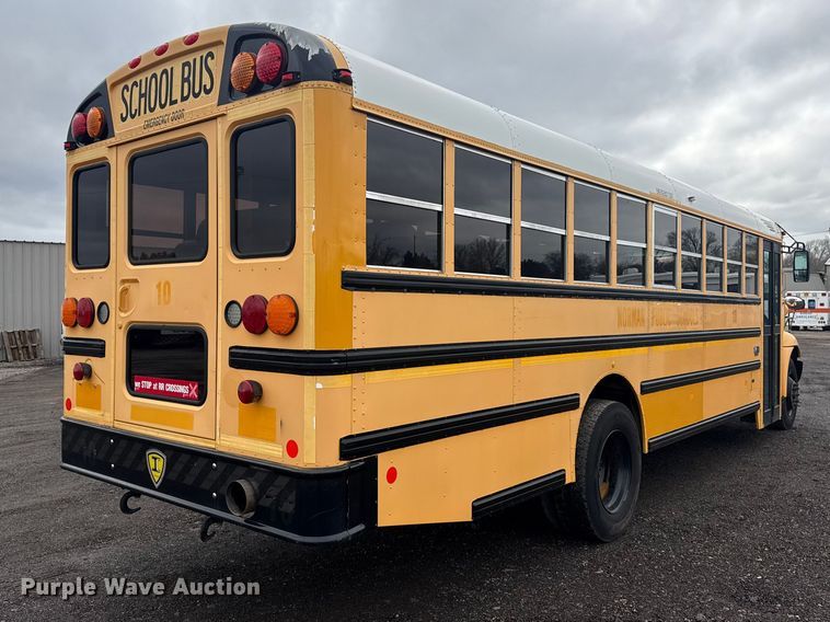 image for item EG8839 2010 IC  PB105 school bus