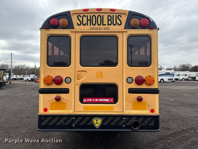 image for item EG8839 2010 IC  PB105 school bus