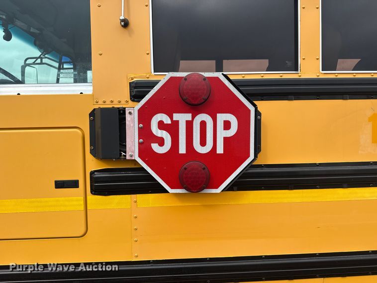 image for item EG8839 2010 IC  PB105 school bus