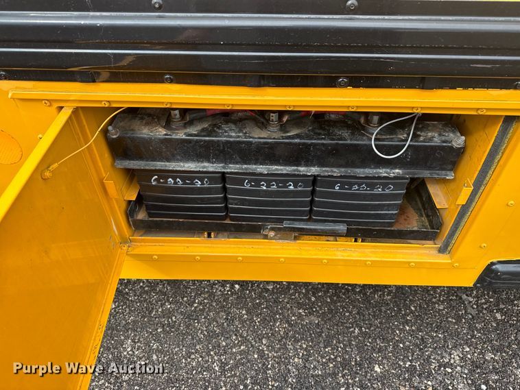 image for item EG8839 2010 IC  PB105 school bus