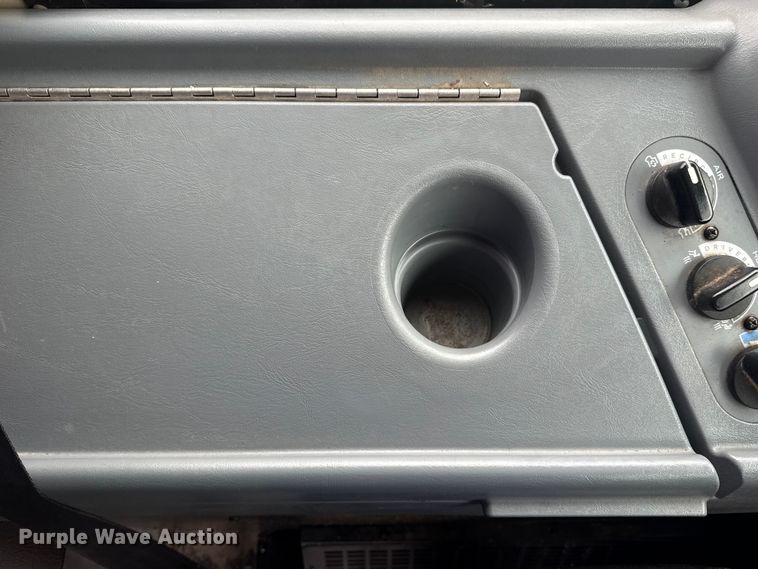 image for item EG8839 2010 IC  PB105 school bus