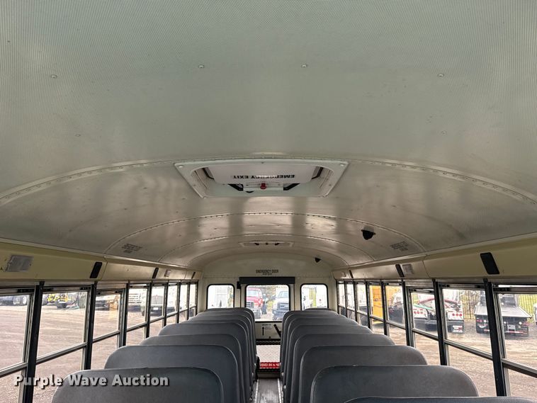 image for item EG8839 2010 IC  PB105 school bus