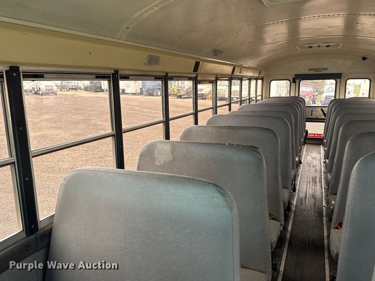 image for item EG8839 2010 IC  PB105 school bus