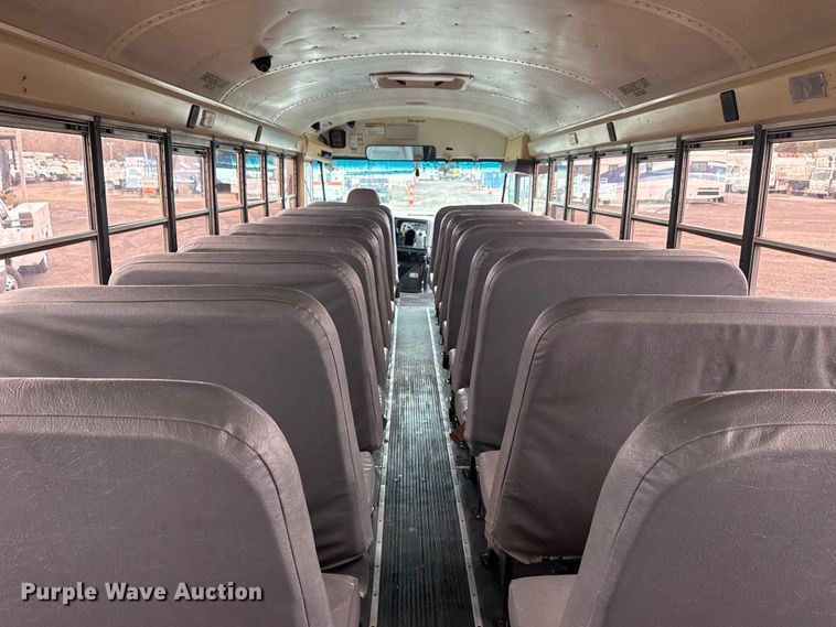 image for item EG8839 2010 IC  PB105 school bus