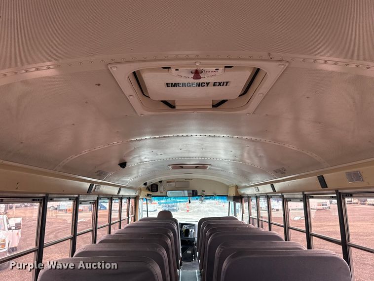 image for item EG8839 2010 IC  PB105 school bus