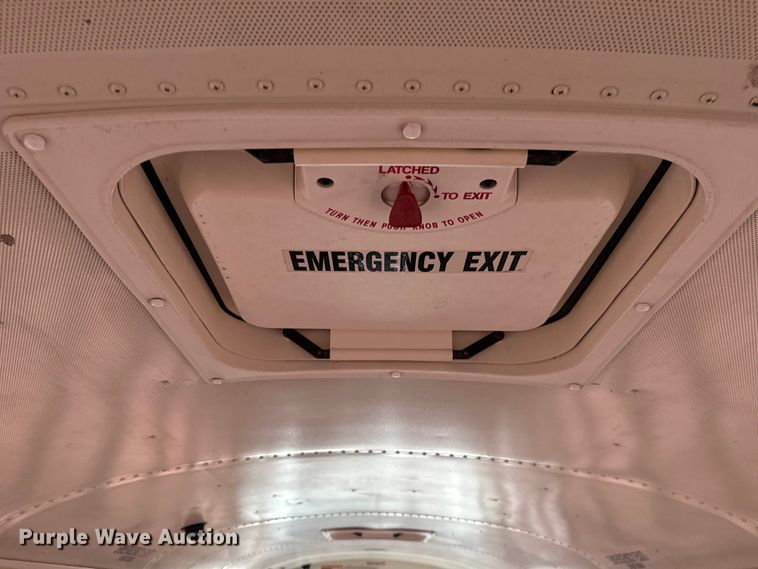 image for item EG8839 2010 IC  PB105 school bus